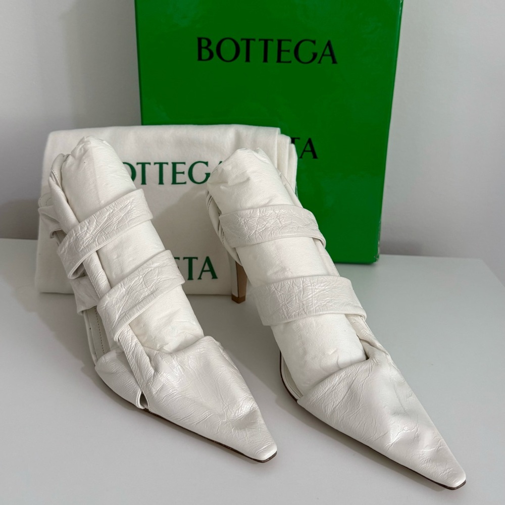 Bottega Veneta Ivory Strap Heels